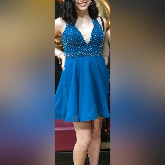 Homecoming Dress - Picture 7 of 9